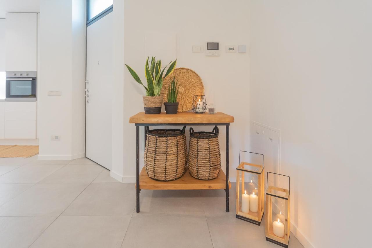 Ginepro & Salvia Apartments In Como By Rent All Como Zewnętrze zdjęcie